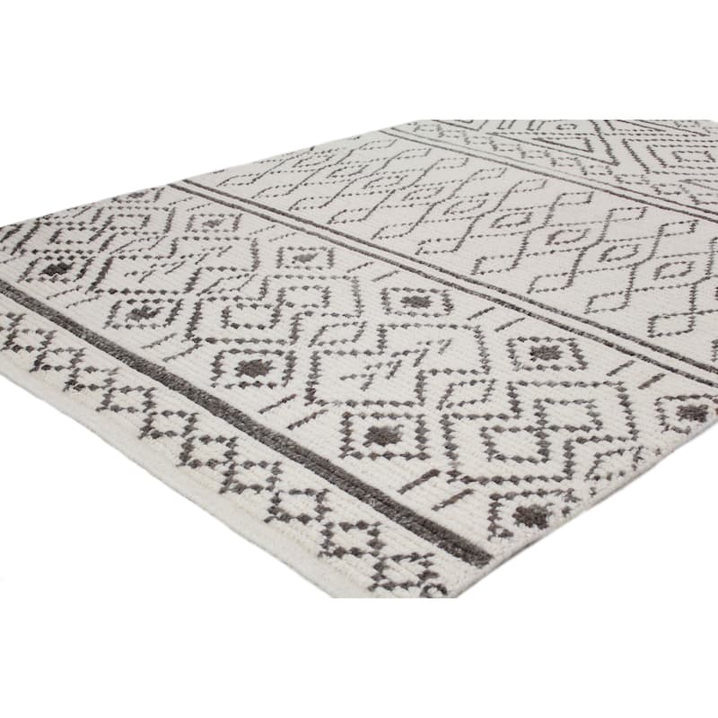 Bashian Hand Knotted Jewel Ivory Rug - Bed Bath & Beyond - 27595176