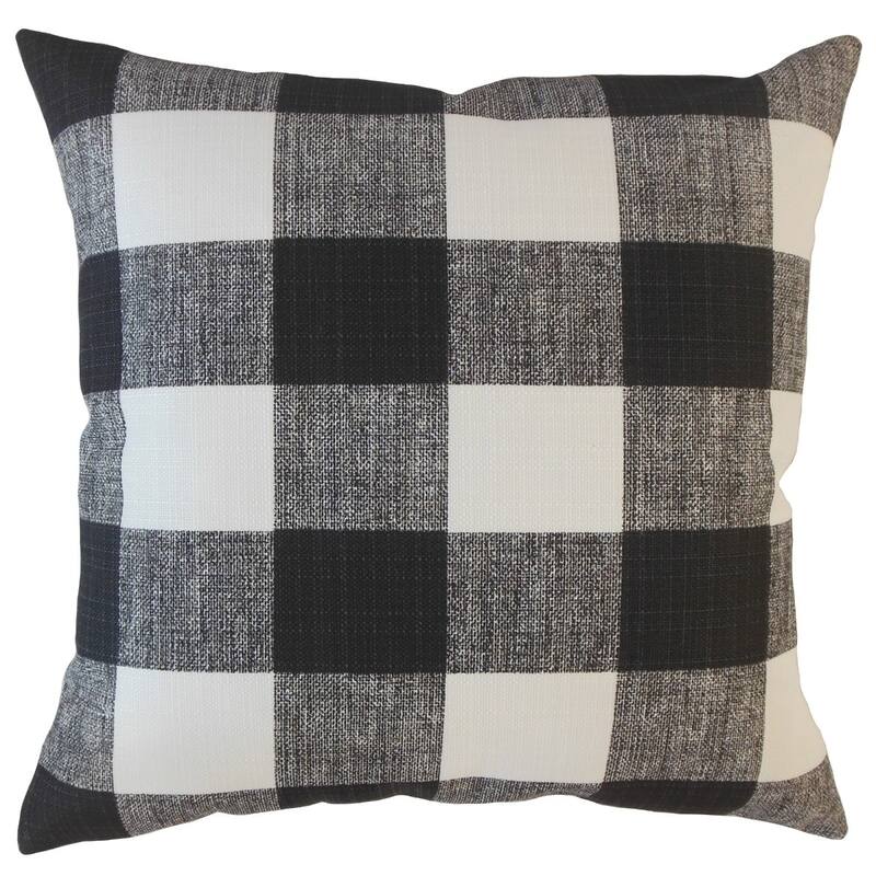 The Pillow Collection Oormi Plaid Decorative Throw Pillow - 18 x 18 - Black