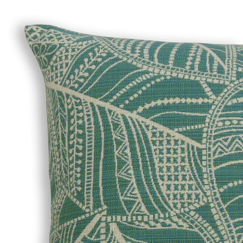 The Pillow Collection Zandophen Floral Decorative Throw Pillow