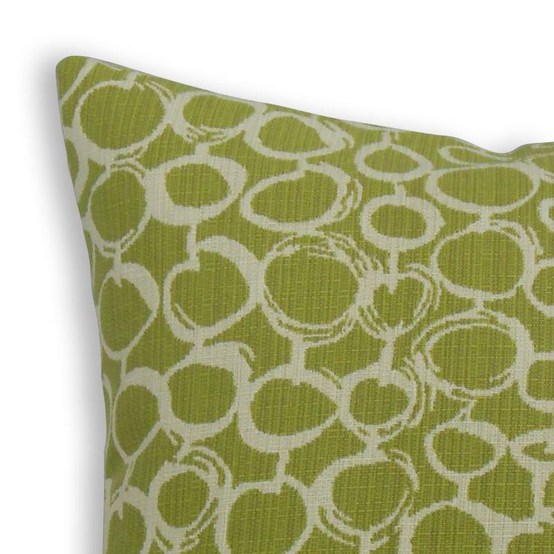 The Pillow Collection Velisa Geometric Decorative Throw Pillow