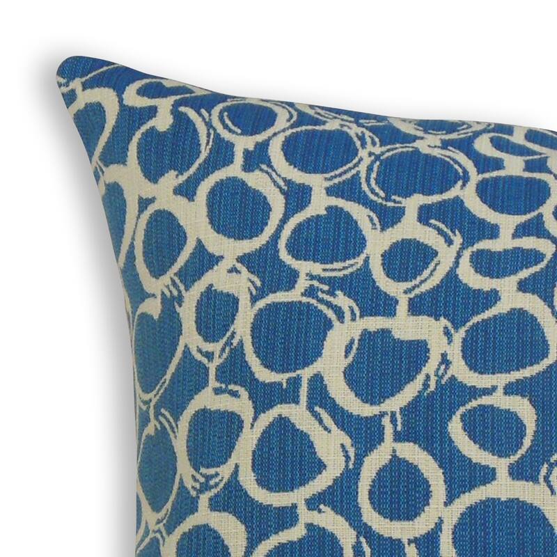 The Pillow Collection Velisa Geometric Decorative Throw Pillow