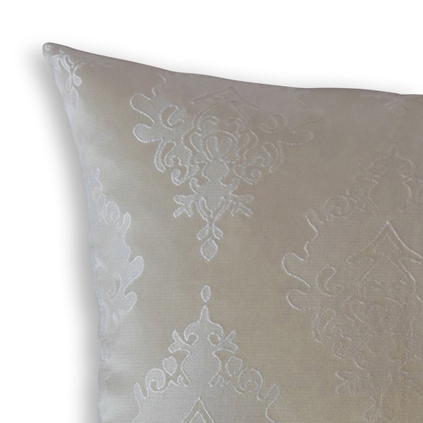 The Pillow Collection Olavarria Damask Throw Pillow Cover