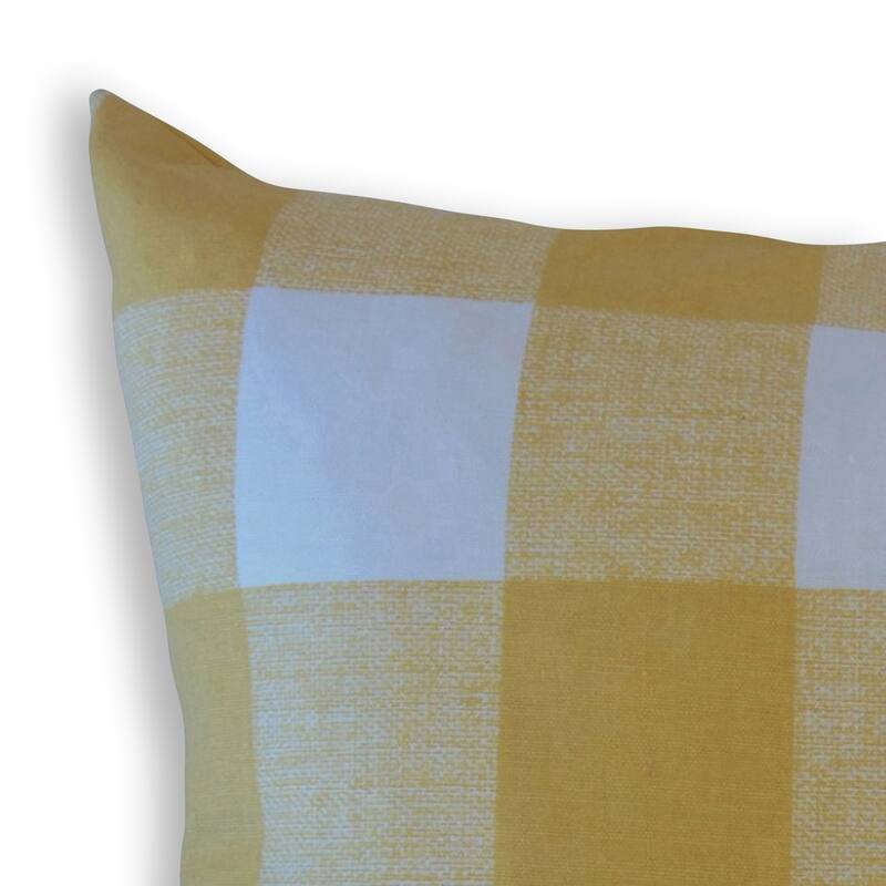 The Pillow Collection Jaspen Plaid Decorative Throw Pillow