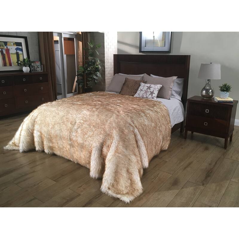 Silver Orchid Alden Plush Faux Sheepskin Luxury Bedspread - White With Brown Tips - Twin XL/Queen - Microsuede