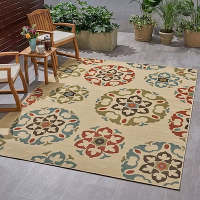Shiloh Outdoor Medallion Area Rug by Christopher Knight Home