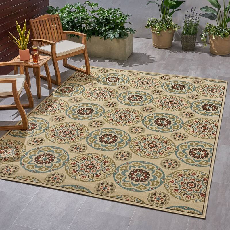 Oliver Outdoor Medallion Area Rug by Christopher Knight Home - 7'10" x 10'