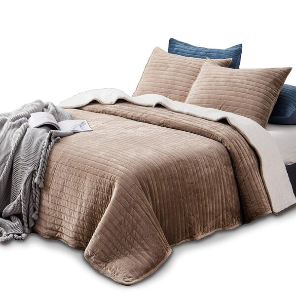 Kasentex Plush Poly Quilt Set Reversible Shu Velveteen Sherpa Machine Washable
