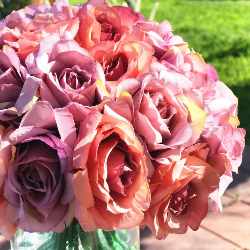 Enova Home Artificial Open Fake Silk Roses Flowers Arrangement in Clear Cylinder Glass Vase with Faux Water for Home Decor