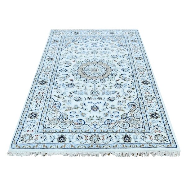 Shahbanu Rugs Wool And Silk 250 KPSI Ivory Nain Hand-Knotted Oriental Rug (3'2" x 5'2") - 3'2" x 5'2"