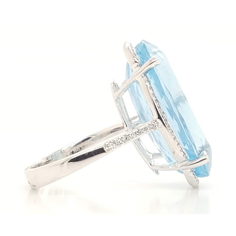 Large Aquamarine and Diamond Ring