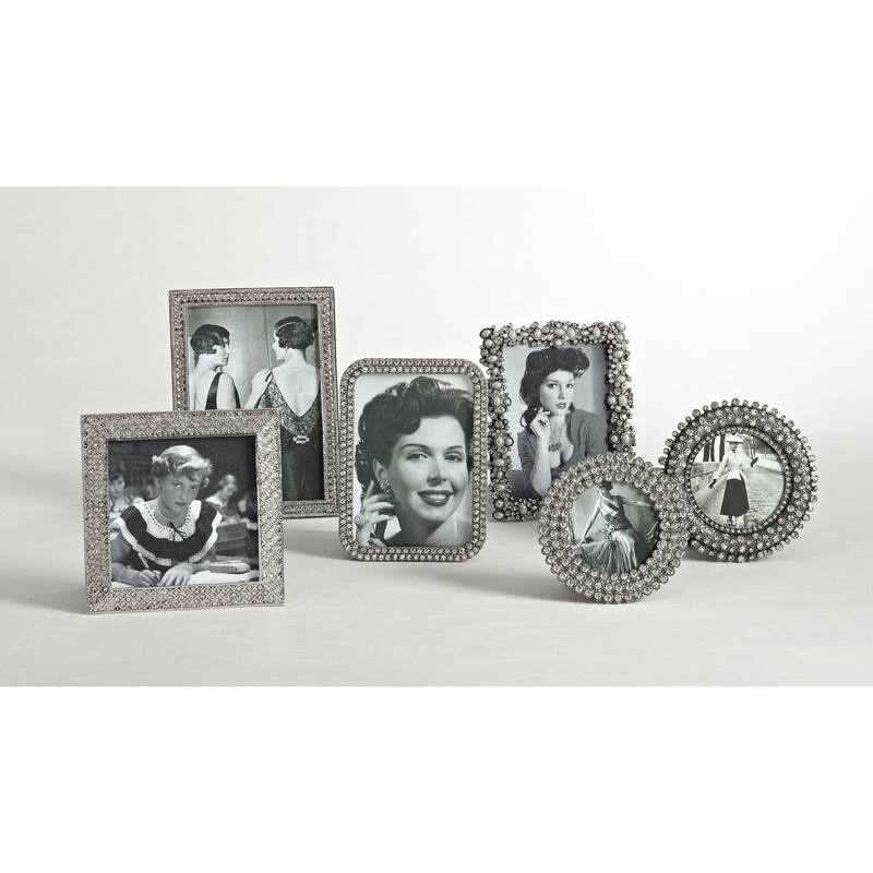 Round Picture Frame With Jeweled Design