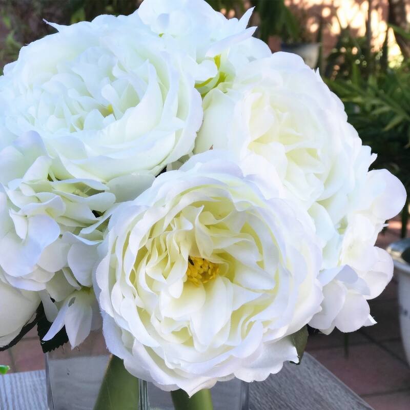 Enova Home Artificial Cream Fake Silk Peony and Hydrangea Mixed Faux Flower Arrangement in Clear Glass Vase with Faux Water