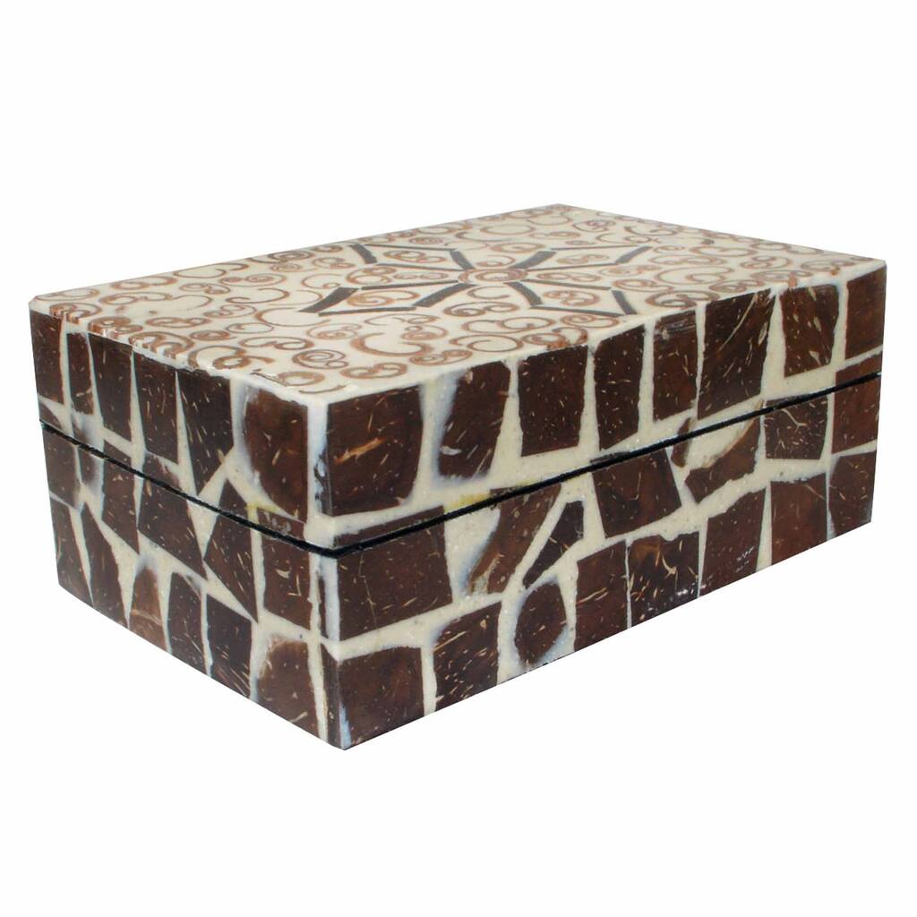 Natural Cinnamon & Coconut Shell Box with Lid