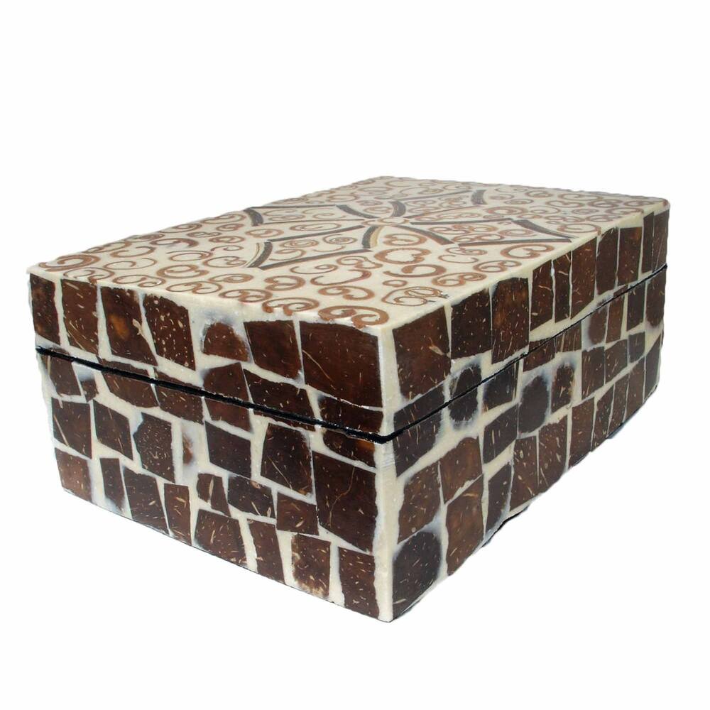 Natural Cinnamon & Coconut Shell Box with Lid