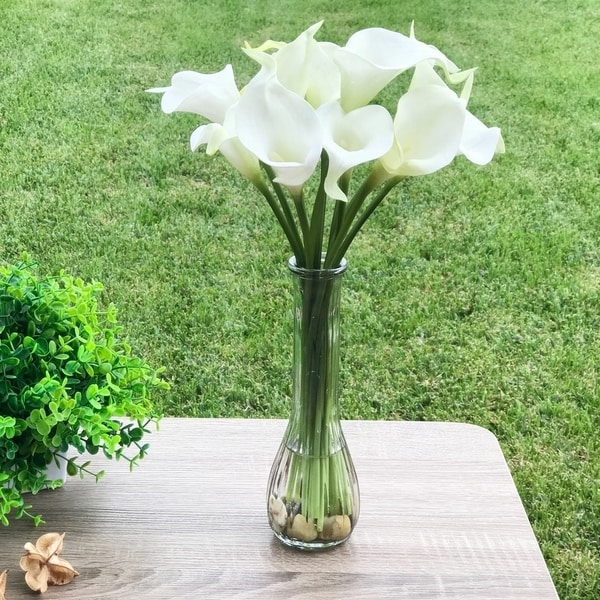 cream artificial flower arrangements