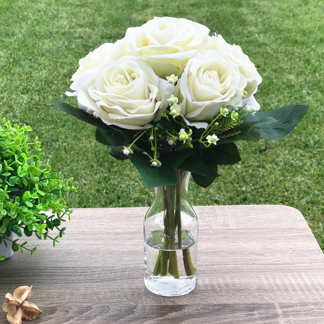 Enova Home Velet Open Rose Flower Arrangements With Clear Gl Vase Enova Home Velet Open Rose Flower Arrangements With Clear Gl Vase