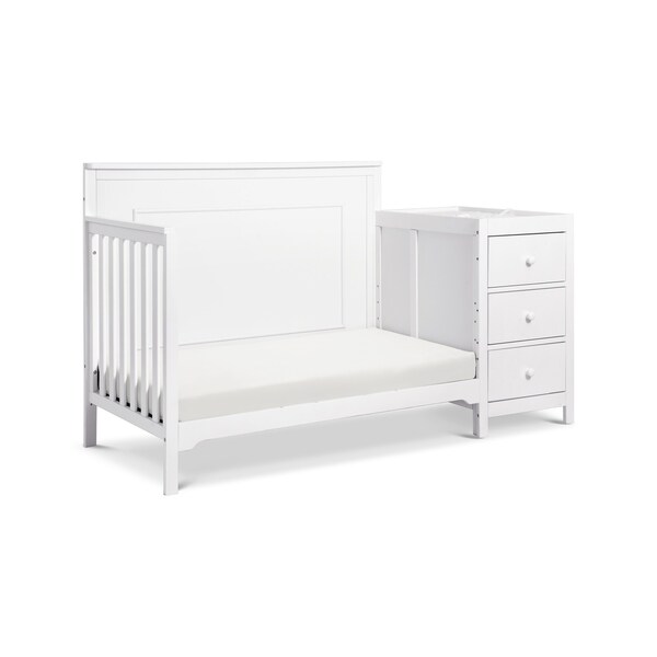 Carter's by Davinci Dakota 4-in-1 Crib and Changer Combo - Bed