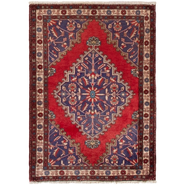 eCarpetGallery Hand-knotted Tafresh Red Wool Rug - 3'0 x 4'2