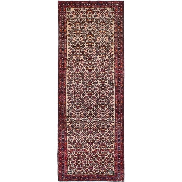 eCarpetGallery Hand-knotted Hosseinabad Cream Wool Rug - 3'9 x 10'5