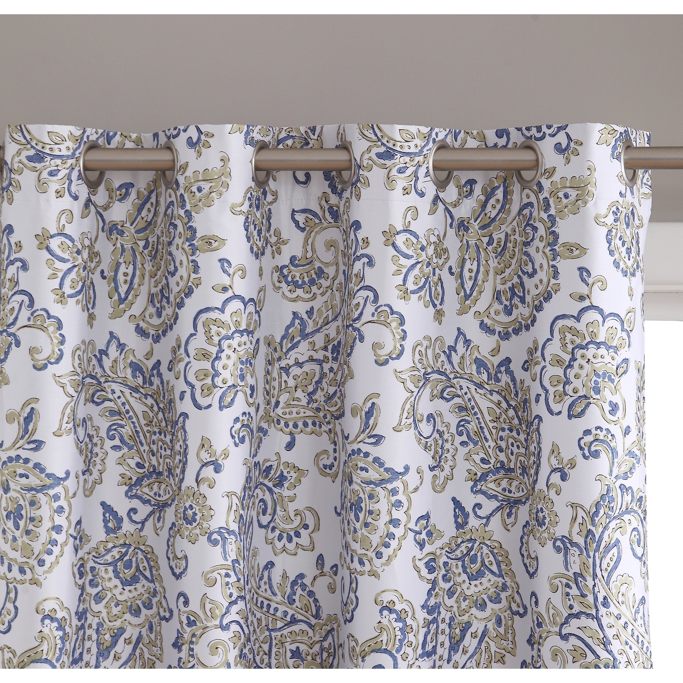 Paisley 100% Blackout Window Curtain Panels Full Light Heat Blocking Drapes Pair Paisley 100% Blackout Window Curtain Panels Full Light Heat Blocking Drapes Pair