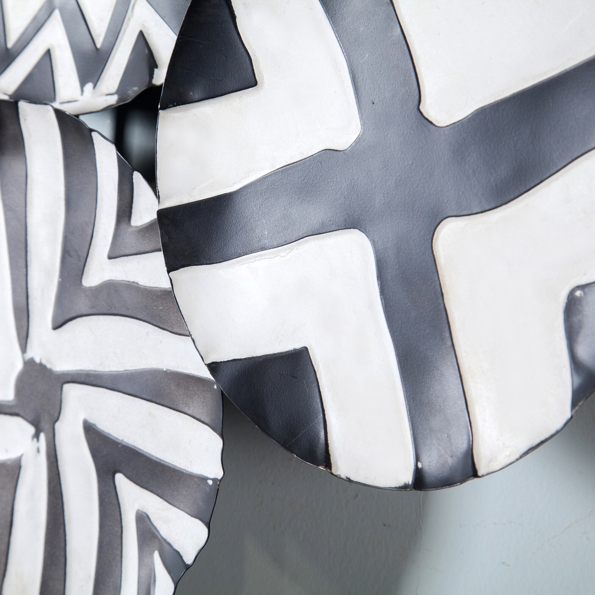 Shop The Curated Nomad Black And White Metal Abstract Wall Art Overstock 27866044