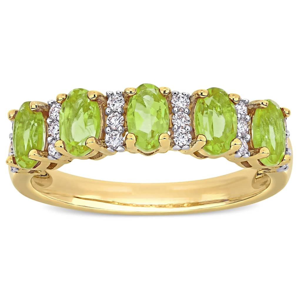 Miadora 14k Yellow Gold Oval-Cut Peridot and 1/6ct TDW Diamond Anniversary Band