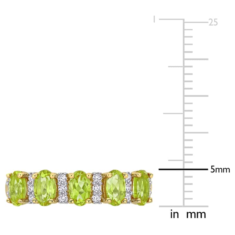 Miadora 14k Yellow Gold Oval-Cut Peridot and 1/6ct TDW Diamond Anniversary Band