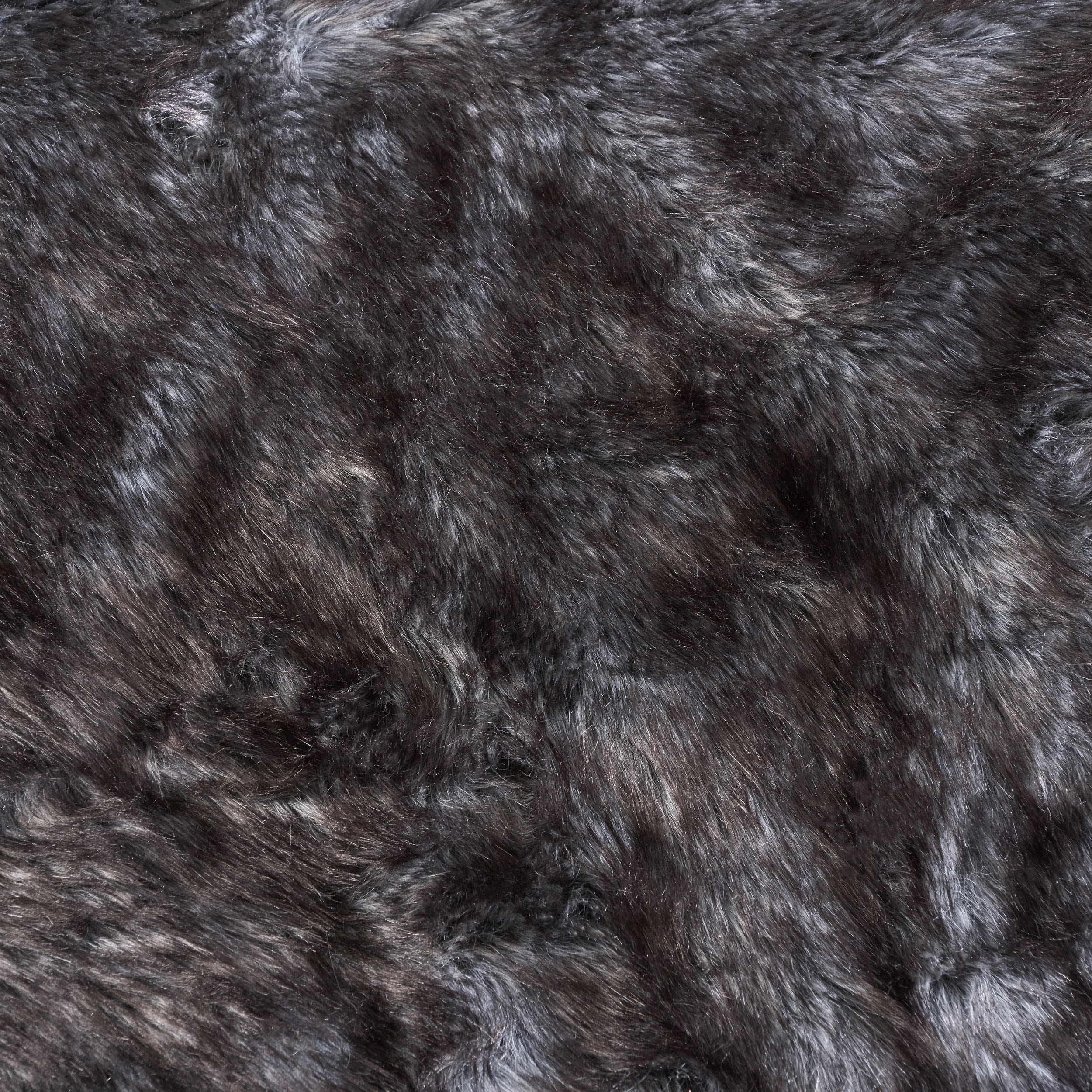 https://ak1.ostkcdn.com/images/products/27888511/Warrin-Streak-Faux-Fur-Throw-Blanket-by-Christopher-Knight-Home-494ba7fc-17f9-4c34-81d9-68a81f5c8be1.jpg