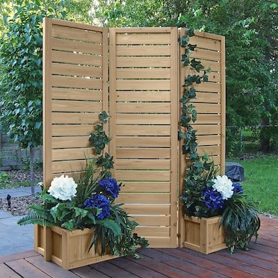 5' x 5' Outdoor Privacy screen with Planters