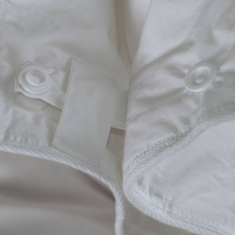 DreamTek Lightweight Down Comforter with SmartSnap System