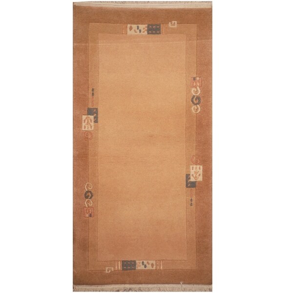 Handmade Tibetan Wool Rug (India) - 2'4 x 4'7