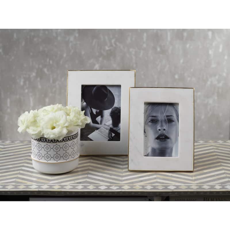 Mannara Photo Frame