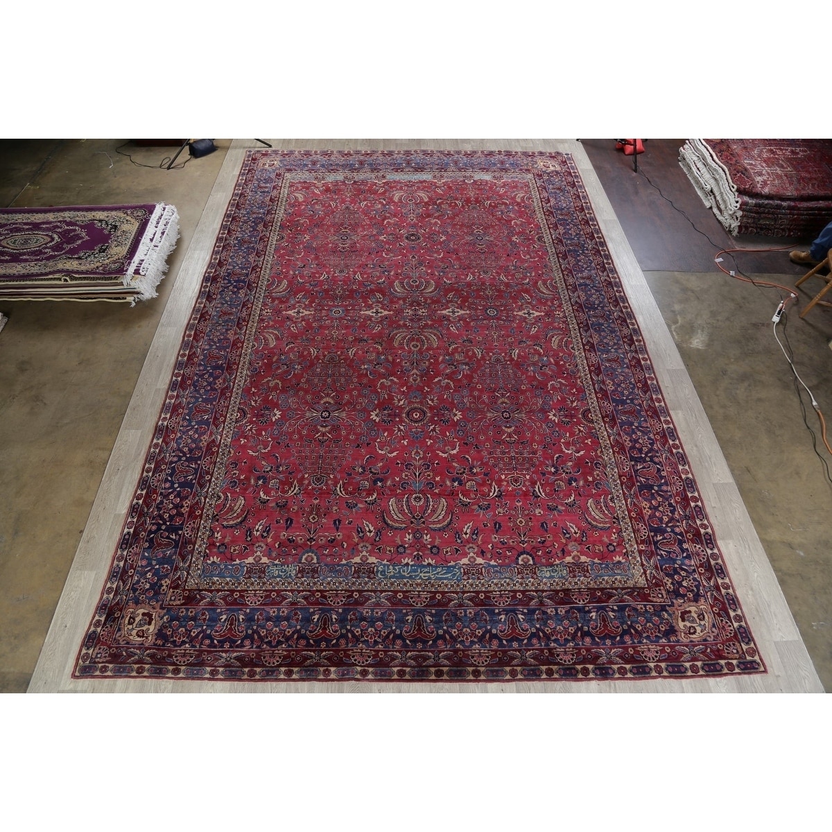 Indian Sultanabad 8'0 x 8'0 Hand-knotted Wool Rug