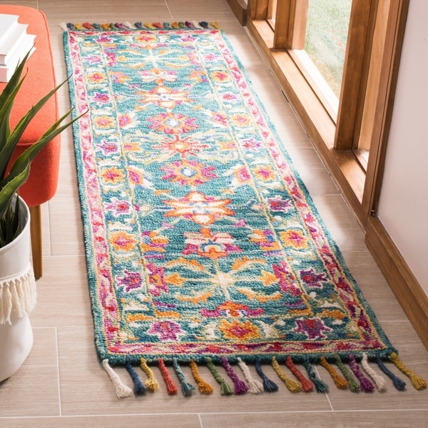 Safavieh Handmade Aspen Bohemian & Eclectic Floral & Botanical Turquoise/Purple Wool Rug