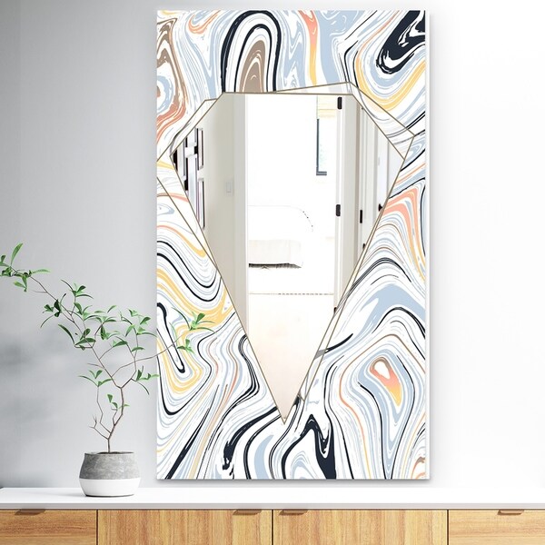 Designart 'Marbled Diamond 5' Traditional Mirror - Decorative Mirror - White
