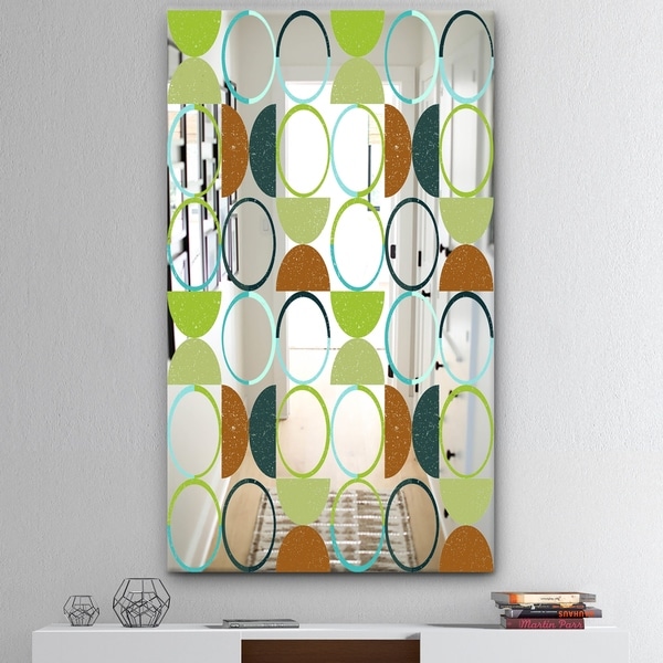 Designart 'Circular Rhythm 3' Mid-Century Mirror - Modern Print on Mirror - Green