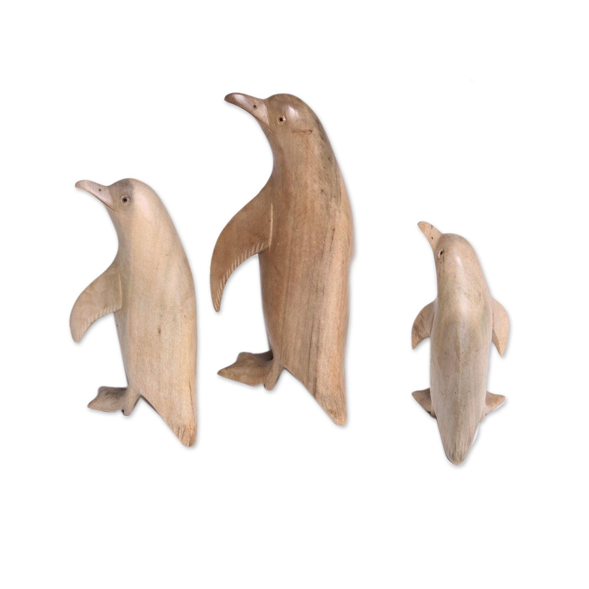 Unknown1 Handmade Penguin Family (Set of 3) Wood Sculptures (Indonesia)  Brown