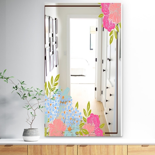 Designart 'Garland Sweet 30' Traditional Mirror - Wall Mirror - Pink