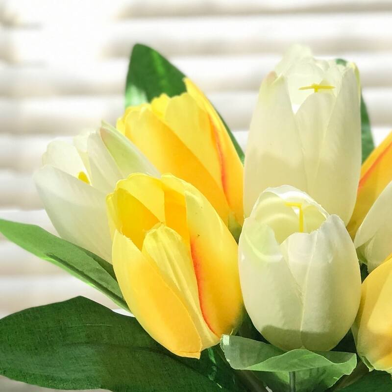 Enova Home Artificial Silk Tulips Fake Flowers Centerpiece in Clear Glass Vase with Faux Water for Home Office Decor