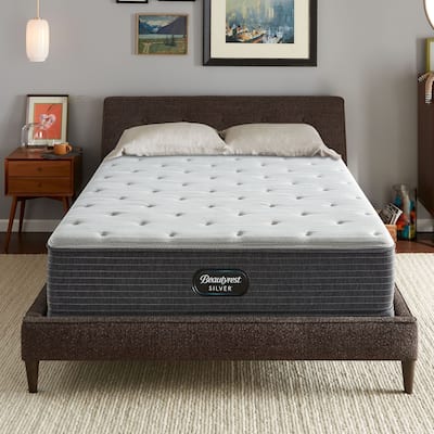 Beautyrest Silver BRS900 12-inch Medium Firm Innerspring Mattress Set