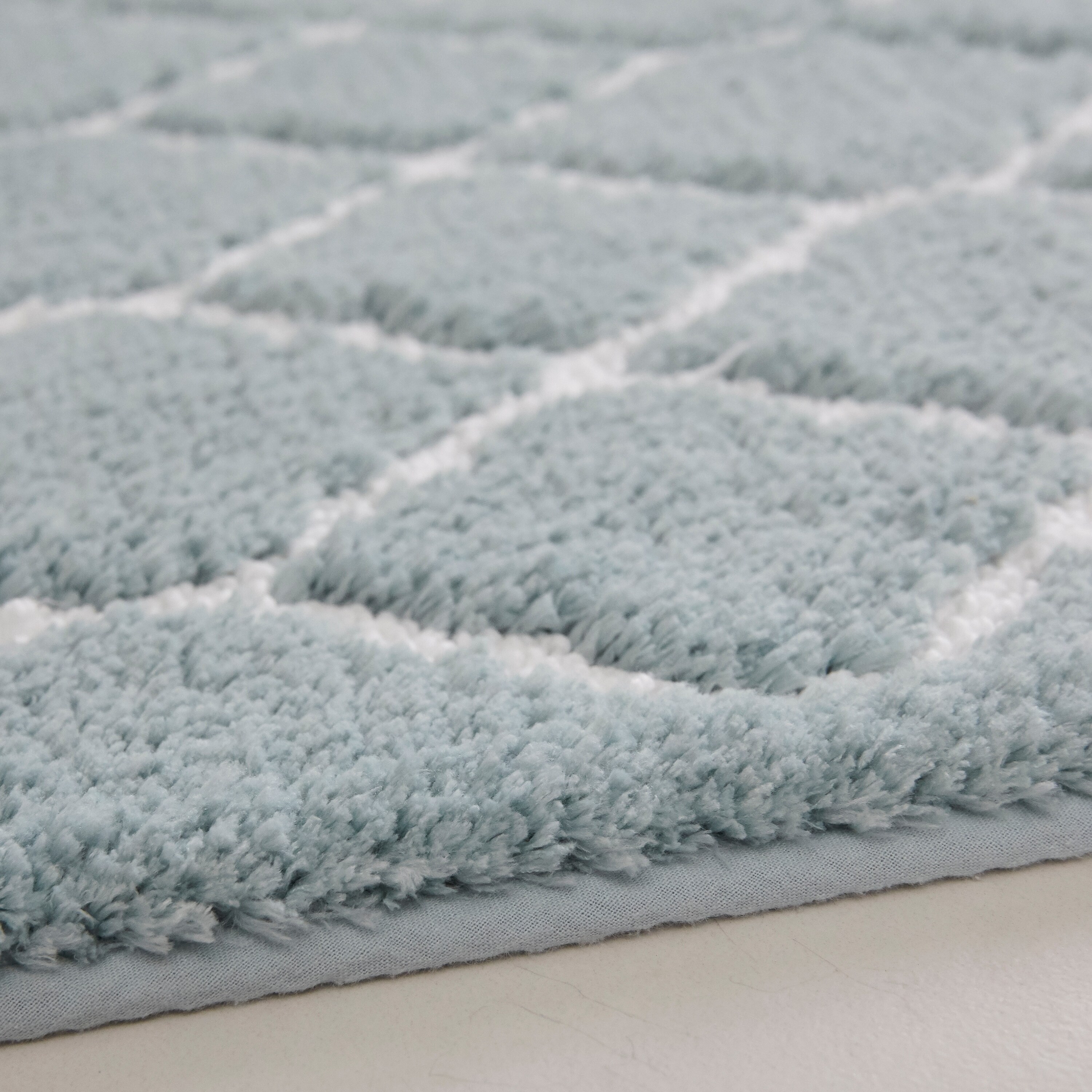 Mohawk Horizon Fountainbleau Bath Rug in Blue 27'X45 (As Is Item) - Bed  Bath & Beyond - 28965077