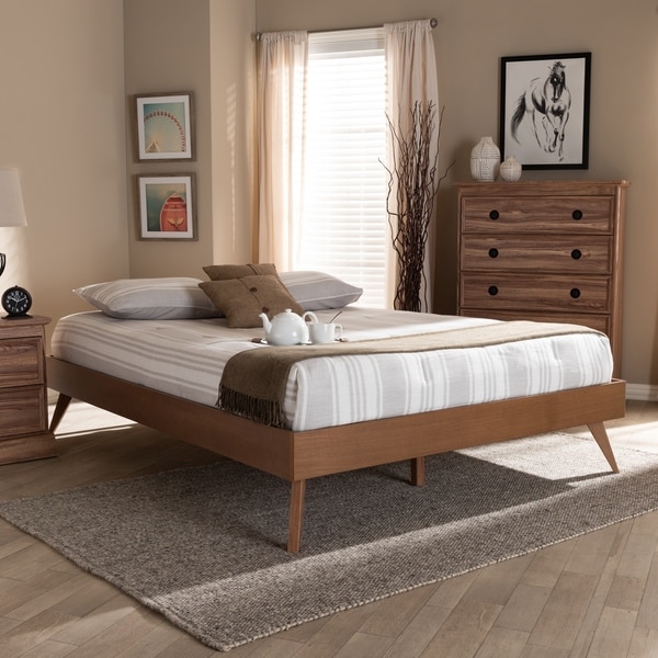 Carson Carrington Hjulsta Mid-century Modern Wood Platform Bed - Bed ...