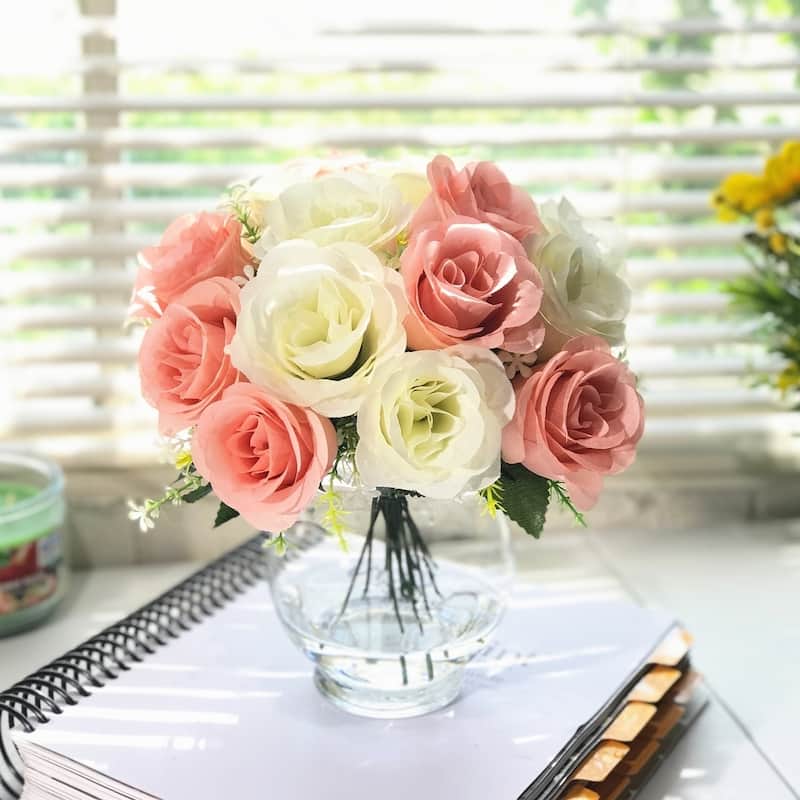 ENova Home Artificial Mixed Silk Roses Fake Flowers Arrangement in Clear Glass Vase with Faux Water for Home Office Decor - pink and cream