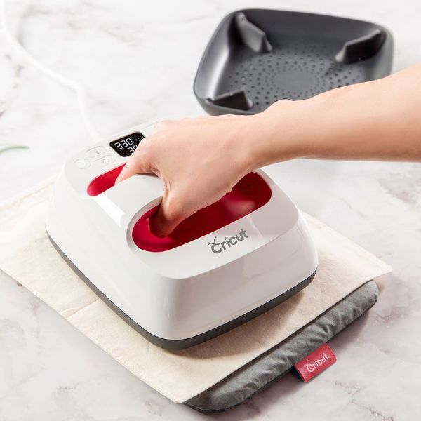 CRICUT Easypress 6/"x7/" Brand New and Boxed