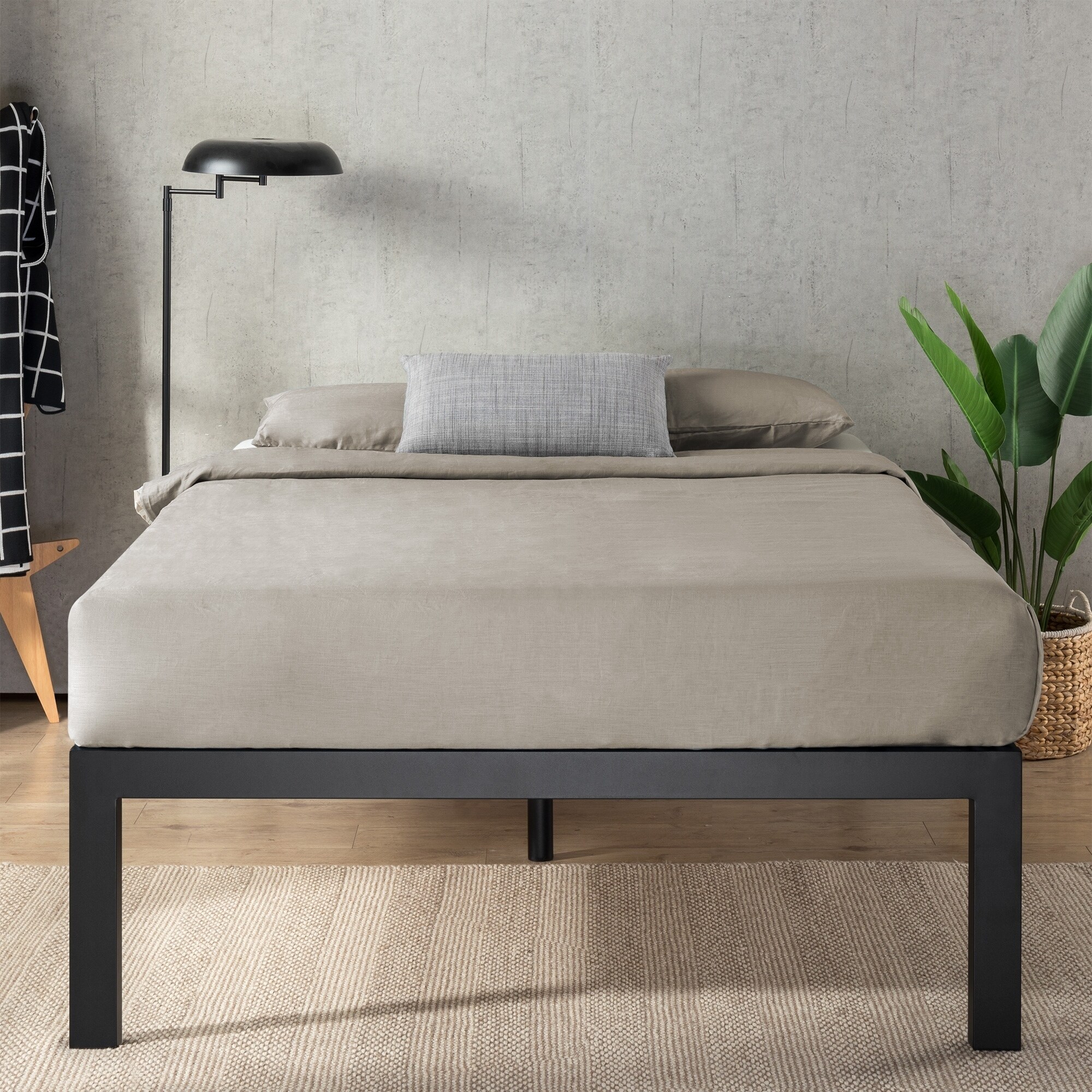 JustMallet Black Frame 18 inch Heavy Duty Steel Platform Bed By Crown  Comfort - On Sale - Bed Bath & Beyond - 28057042