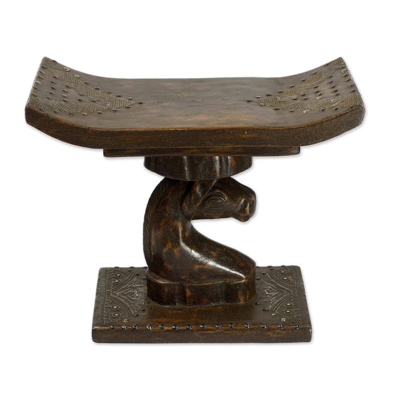 Handmade Strong Horse Cedar Wood Throne Stool/End Table (Ghana)