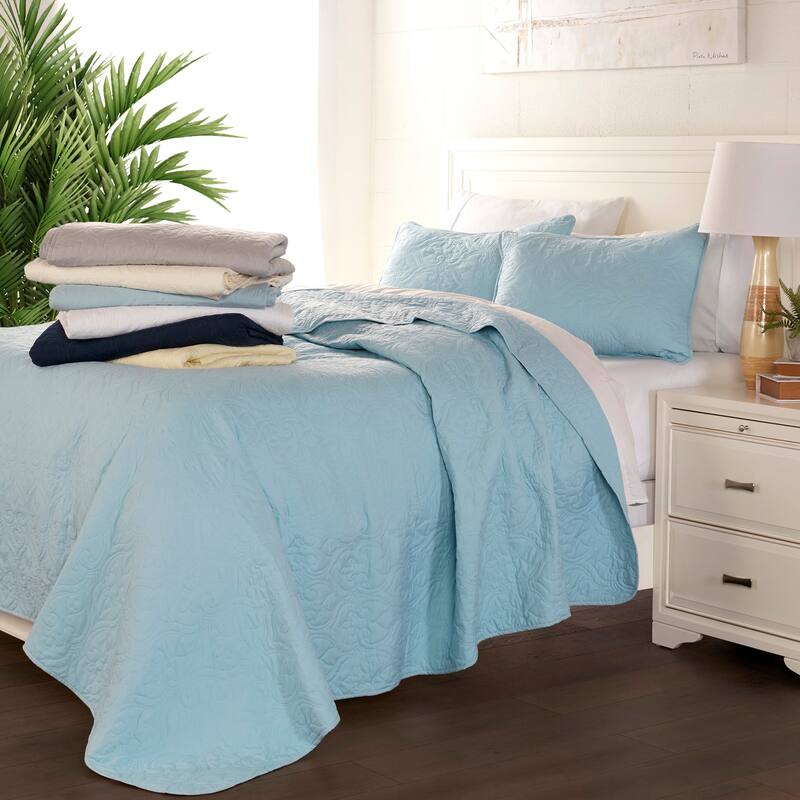 Becky Cameron Luxury Damask Quilted Coverlet Set - Cool Blue - King