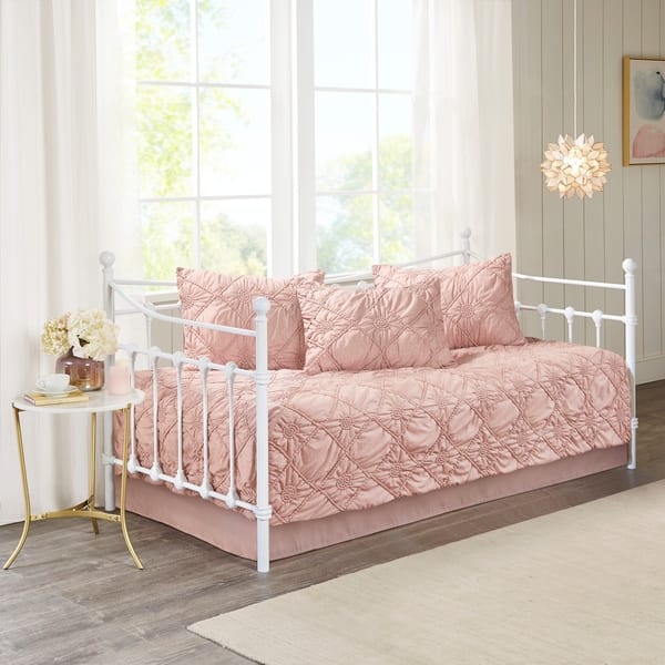 https://ak1.ostkcdn.com/images/products/28072910/Madison-Park-Sisley-Dusty-Rose-5-Piece-Ruched-Rosette-Reversible-Daybed-Cover-Set-4b3243fa-0962-445d-adae-014885aa1761_600.jpg?impolicy=medium