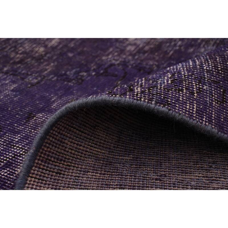 Hand-knotted Color Transition Purple Wool Rug - 5'9" x 9'1"/5'9 x 9'1