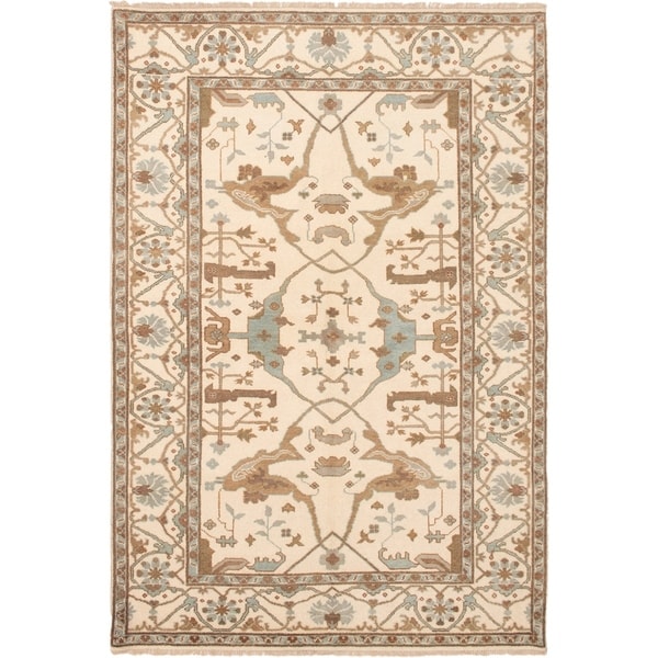ECARPETGALLERY Hand-knotted Royal Ushak Ivory Wool Rug - 6'3 x 9'1